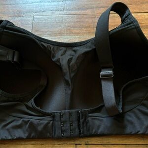 Women’s CALIA sports bra